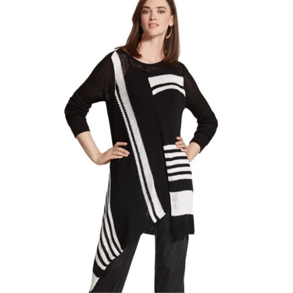 Chico’s Asymmetrical Stripes Sweater size 1 S Small‎ 8 Black White Long Stretch